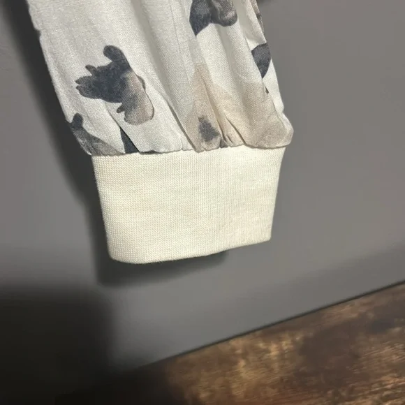 Abstract Floral jacket - Picture 3 of 9